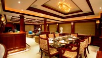 ASPEN ALTERNATIVE -  Dining Area